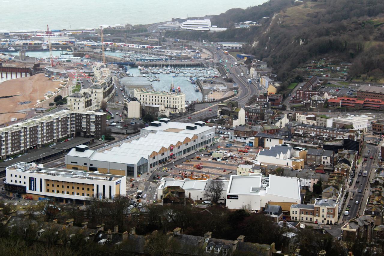 Хостел Dover Backpackers Екстер'єр фото